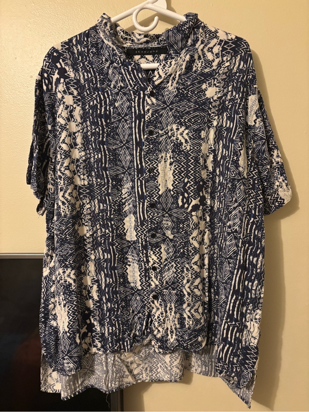 Sean John Navy and White Geometric Button-Down Shirt